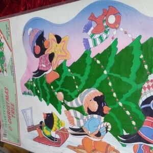 Vintage 1988 velvety flocked O Christmas Tree bulletin board decor